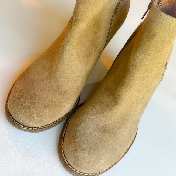 LUCKY BRAND Yimmie Suede Wedge Booties ❤️ - Picture 9 of 11